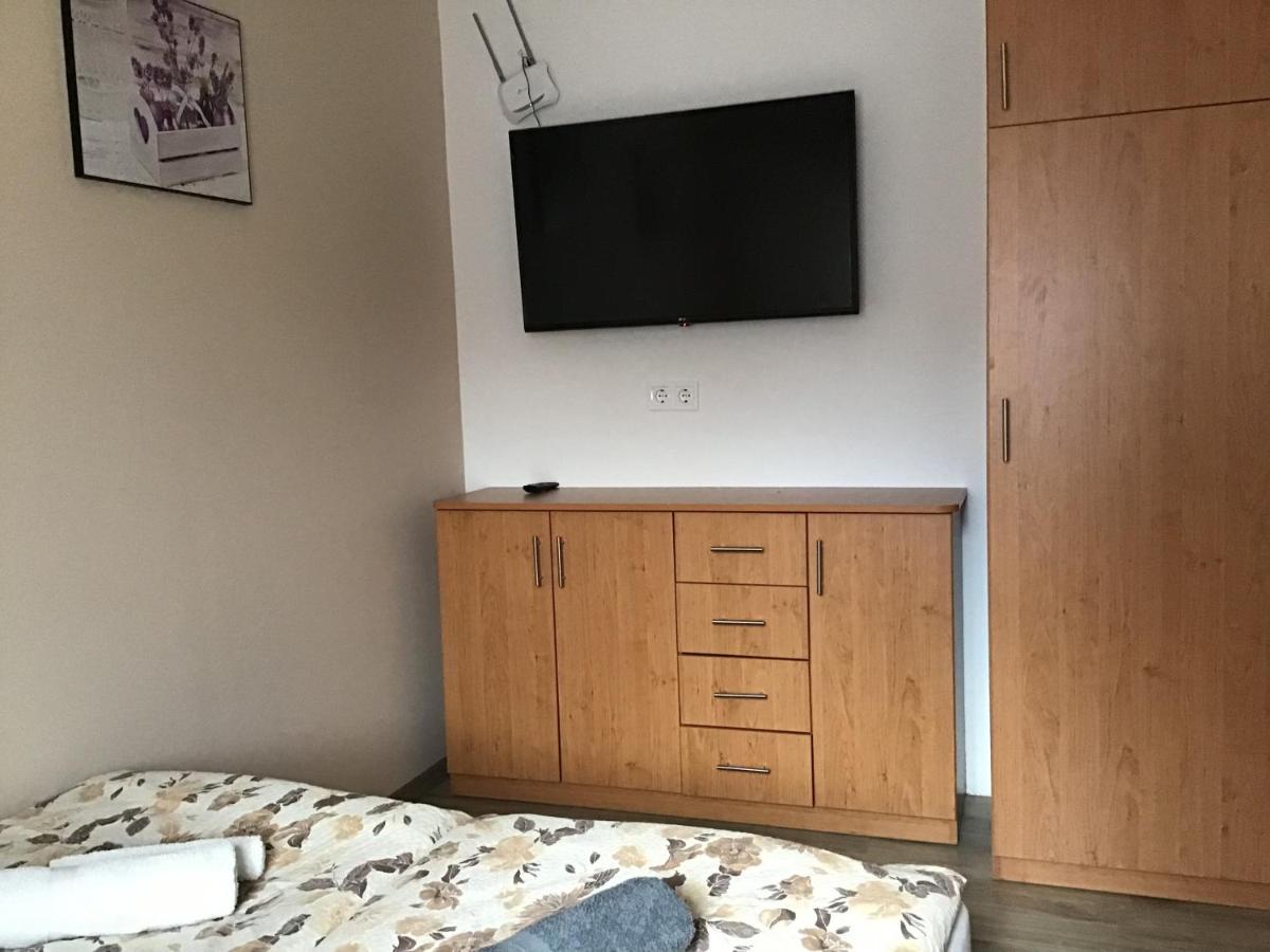 Dravecz Apartman Balatonlelle Bagian luar foto
