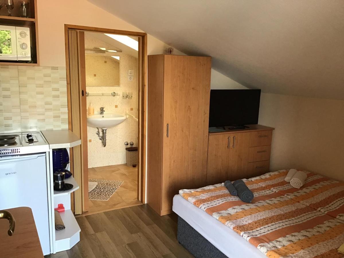 Dravecz Apartman Balatonlelle Bagian luar foto
