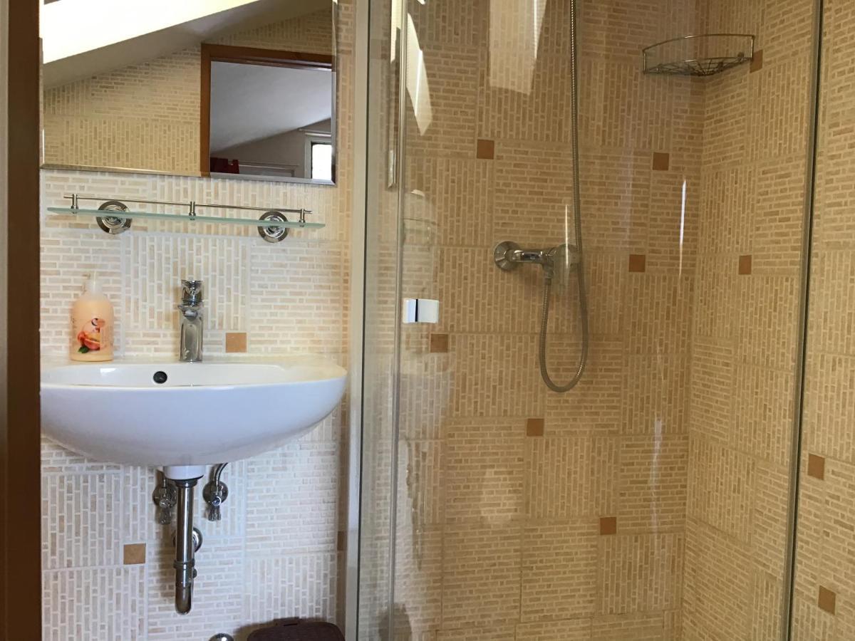 Dravecz Apartman Balatonlelle Bagian luar foto