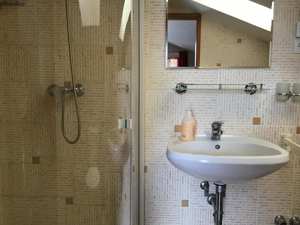 Dravecz Apartman Balatonlelle Bagian luar foto